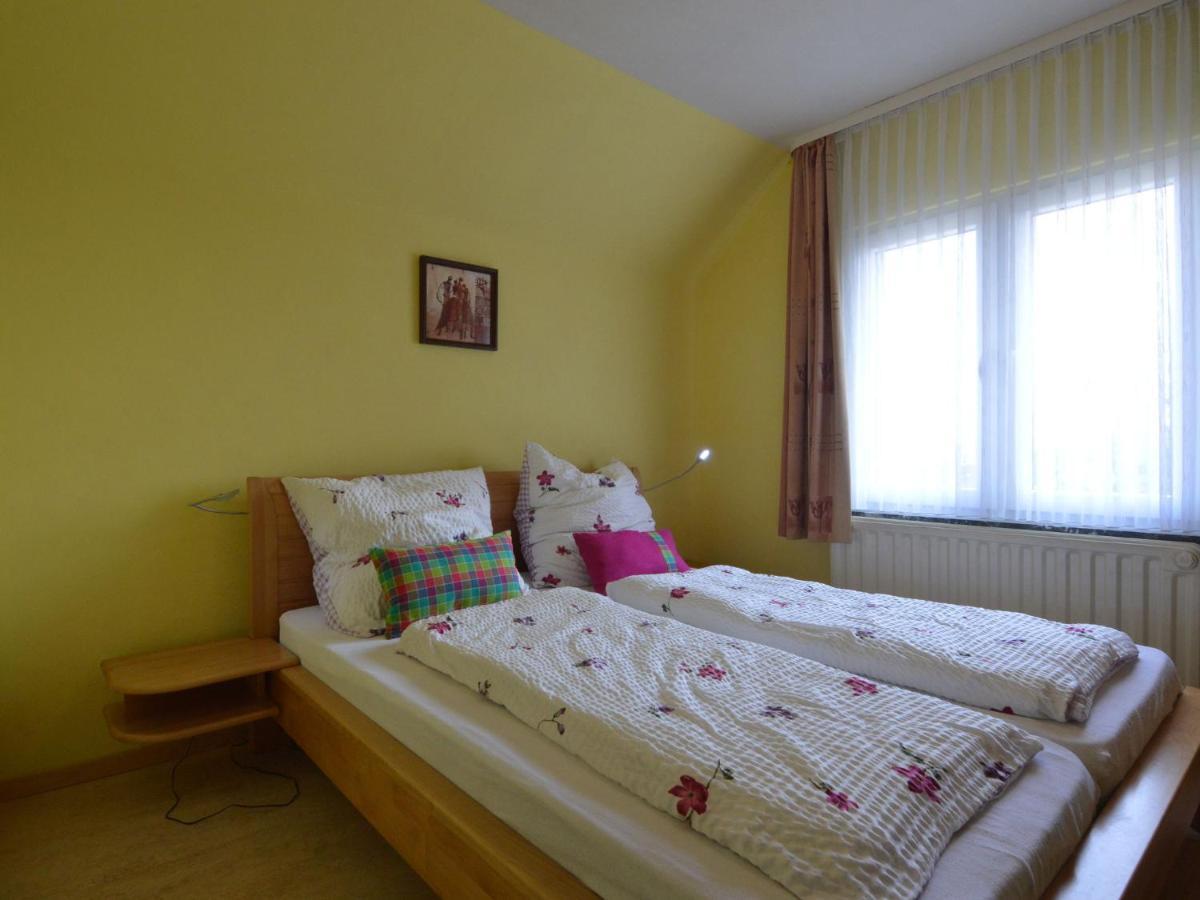 Traditional Holiday Home In B Tgenbach With Sauna Бютгенбах Экстерьер фото
